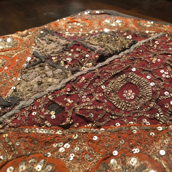 Vintage Hand Embroidered Zari Cushion Cover ♥️ - Picture 9 of 12